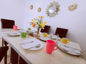 Minuman di Legoland and Gleneagle- 3min Walk with Bathub-Cityview at Afiniti Residency -8pax-Cozy