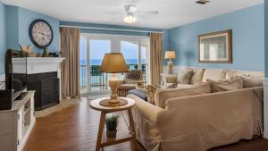 Μια τηλεόραση ή/και κέντρο ψυχαγωγίας στο Blue Tide 3B