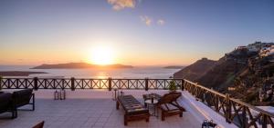 Gallery image of Firalia, Casa in Rock Suites in Fira