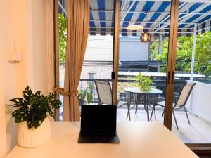 Fotografie z fotogalerie ubytování Flip Flop In Townhouse v destinaci Bangkok