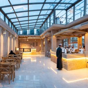 Restaurace v ubytování نزل البستان Bustan lnn