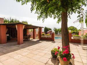Basen w obiekcie Casa El Rosal Blanco lub w pobliżu