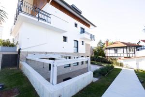 Budova, v ktorej sa apartmán nachádza