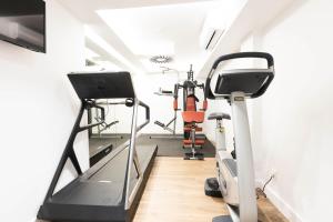 Posilňovňa alebo fitness centrum v ubytovaní Ama Guadalupekoa