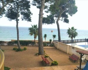 Foto sihtkohas Vilafortuny asuva majutusasutuse Internacional I. Primerísima línea de playa galeriist
