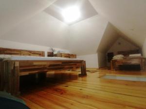 Rúm í herbergi á Paradiso Zlatar 3