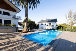 The swimming pool at or close to Arroka