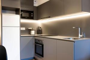 A kitchen or kitchenette at Arroka