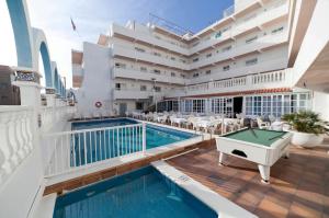 Galeriebild der Unterkunft Hotel Apartamentos Vibra Lux Mar in Ibiza-Stadt