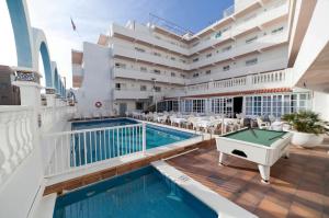 Gallery image of Hotel Apartamentos Vibra Lux Mar in Ibiza Town