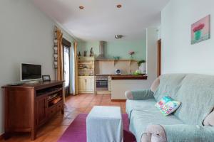 A kitchen or kitchenette at La Casa del Telar
