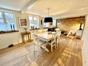 马斯塔尔Lækkert byhus i hjertet af Marstal的相册照片 更多8张照片