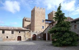 Gallery image of Apartamentos Clavería in Biniés