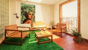 Posedenie v ubytovaní Penthouse Duplex in a 4 floors spanish house -8 min to center by Metro