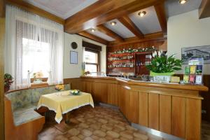 Gallery image of Hotel Vittoria in Levico Terme