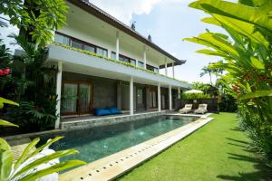 Bazén v ubytování Desa Swan Villas & SPA, Keramas nebo v jeho okolí