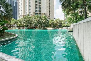 สระว่ายน้ำที่อยู่ใกล้ ๆ หรือใน Internet celebrity train night market swimming pool free WiFi mrt 100m