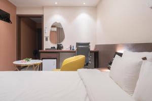 忠州市From H About Hotel Chungju的相册照片