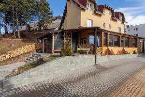 Budova, kde se bed and breakfast nachází