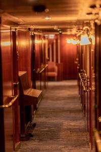 A seating area at Fortuna Boat Hotel Budapest