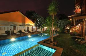 Kolam renang di atau dekat dengan WoLin Lemon Resort
