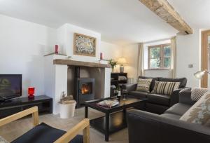 Ruang duduk di Hampton Wafre Cottage