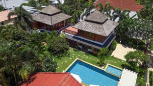 Kolam renang di atau dekat dengan WoLin Lemon Resort