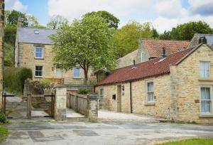 Hoone, kus puhkemaja asub