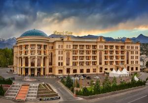 Gallery image of Royal Tulip Almaty Hotel in Almaty