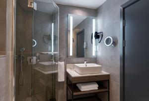 Vannituba majutusasutuses Park Inn by Radisson, Lagos Victoria Island