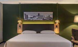 Voodi või voodid majutusasutuse Park Inn by Radisson, Lagos Victoria Island toas