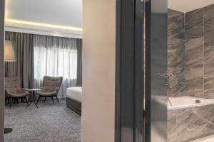 Voodi või voodid majutusasutuse Park Inn by Radisson, Lagos Victoria Island toas