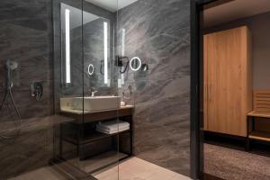 Vannituba majutusasutuses Park Inn by Radisson, Lagos Victoria Island