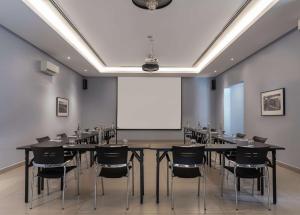 Konferenční prostory v ubytování Park Inn by Radisson, Lagos Victoria Island + 37 fotografií