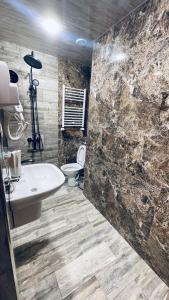 Ένα μπάνιο στο Altunyan Hotel