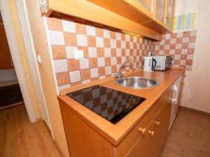Fotografie z fotogalerie ubytování Apartment Bencun-4 by Interhome v destinaci Makarska