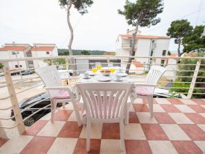 Fotografie z fotogalerie ubytování Apartment Bencun-4 by Interhome v destinaci Makarska