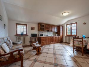 A kitchen or kitchenette at Apartment Chaouette by Interhome