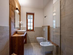 A bathroom at Apartment Chaouette by Interhome