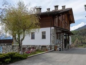 The building in which Az apartmant is located