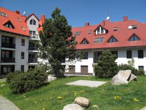 Zahrada ubytování Apartment Nový Svět 562 by Interhome