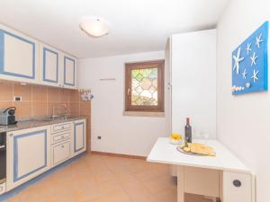 Kuchyň nebo kuchyňský kout v ubytování Holiday Home Le Bijou by Interhome + 30 fotografií