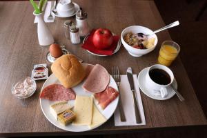 Essen im Aparthotel oder in der Nähe
