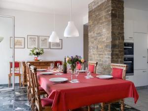 Η κουζίνα ή μικρή κουζίνα στο Holiday Home Carina Lakeview by Interhome