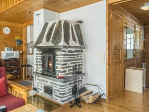 Η κουζίνα ή μικρή κουζίνα στο Holiday Home Salmelan kartano p 7 b by Interhome