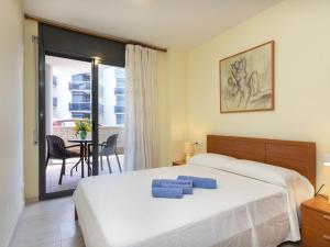 Posteľ alebo postele v izbe v ubytovaní Apartment Balco del Port I by Interhome