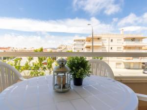 Balkón alebo terasa v ubytovaní Apartment Girona by Interhome
