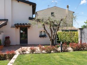 Κήπος έξω από το Holiday Home La Pace by Interhome +27 φωτογραφίες