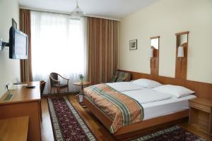 Gallery image of Continental Hotel-Pension in Vienna