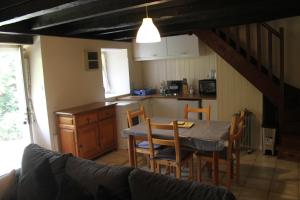 Kuchyň nebo kuchyňský kout v ubytování Lavender Cottage